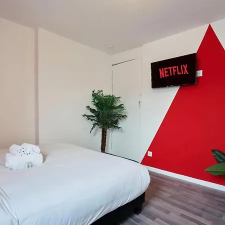 Semesterbostad Maison 4 Et Jacuzzi Pour 8 Personnes Roubaix