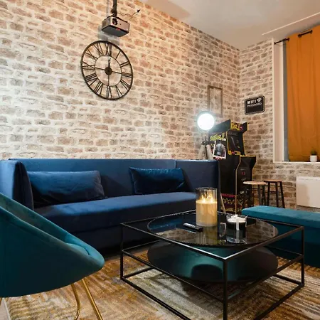 Maison 4 Et Jacuzzi Pour 8 Personnes *