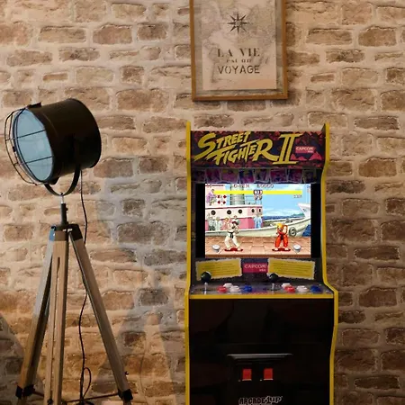 Maison 4 Et Jacuzzi Pour 8 Personnes *