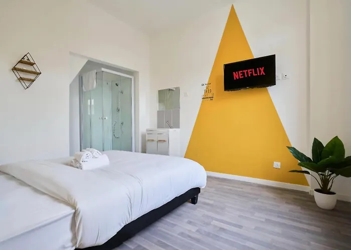 Maison 4 Et Jacuzzi Pour 8 Personnes Σπίτι διακοπών *