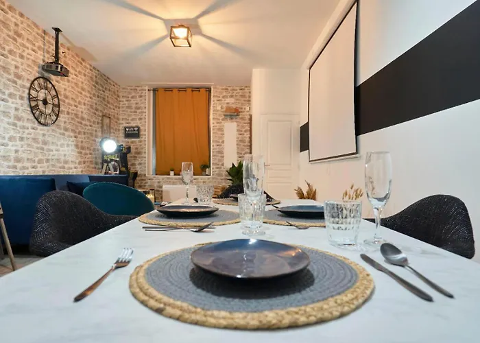 Maison 4 Et Jacuzzi Pour 8 Personnes * Ρουμπαί