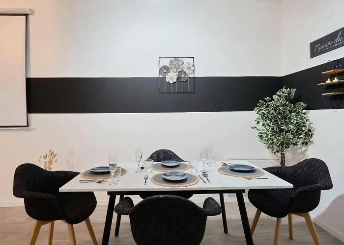 Maison 4 Et Jacuzzi Pour 8 Personnes *